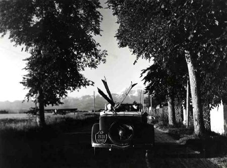 VIVE LES VACANCES... EN ROUTE POUR LE SKI - photo originale de K. Machatschek (années 30)