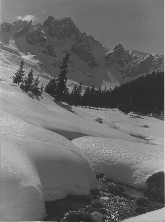 COURCHEVEL ET LA CROIX DES VERDONS EN HIVER - photo originale (ca 1950)