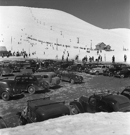 L'ALPE D'HUEZ - FOULE DES GRANDS JOURS AU SIGNAL - retirage photo Machatschek (1938)