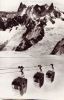 ACCIDENT DU TELEPHERIQUE DE LA VALLEE BLANCHE A CHAMONIX - photo de presse "Associated Press" (1966)