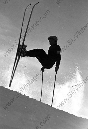 LE SKIEUR ACROBATE (années 30) - photo originale de Karl Machatschek